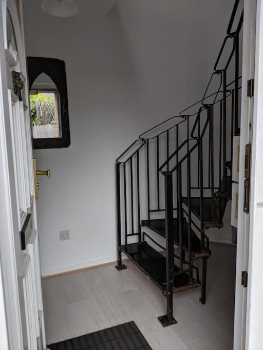 Private 2 Bed Flat Close To Excel & City Airport London Eksteriør bilde